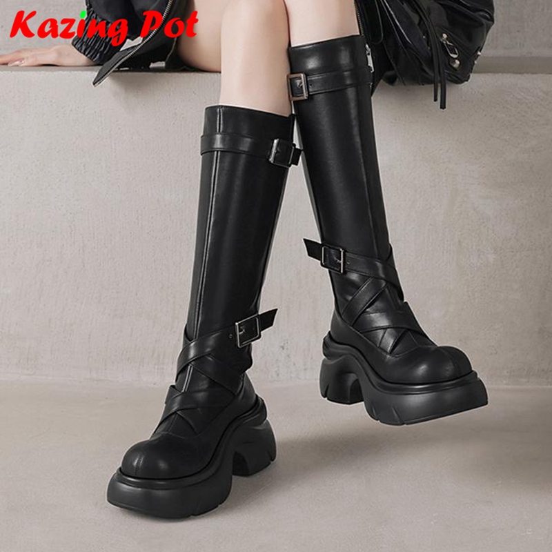 Street Fashion Winter - Sepatu Boots Tinggi Setengah Paha Model